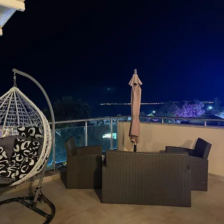 Apartament Ys *