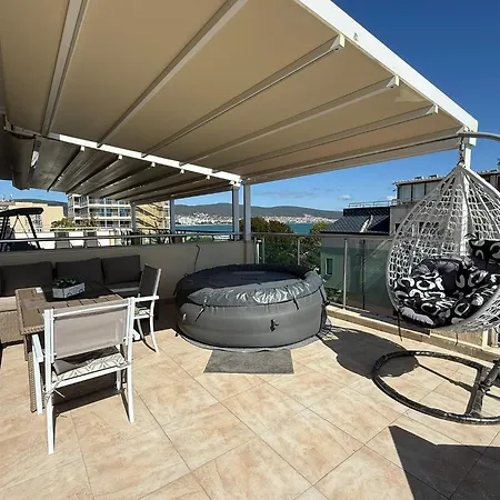 Ys Σάνι Μπιτς